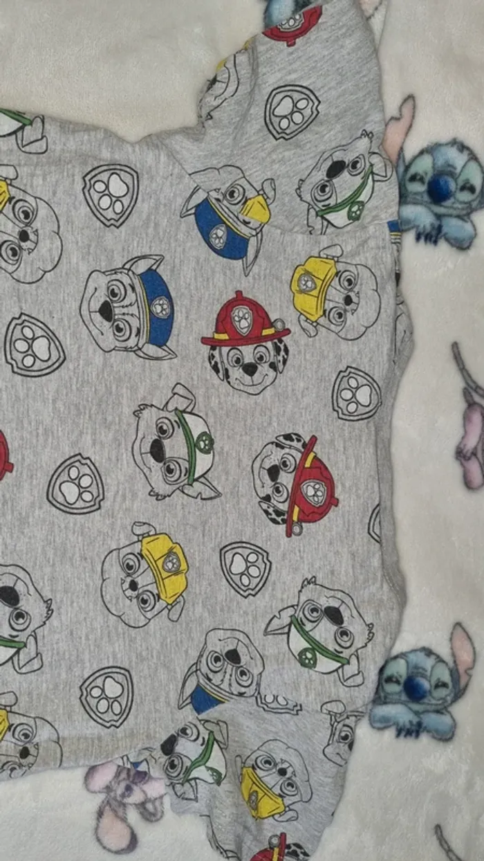 Pyjama short pat patrouille 6 ans en bon état - photo numéro 7