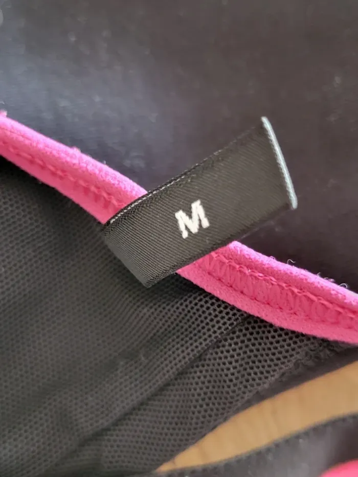 Brassière de sport bretelles croisées Calzedonia - noir et rose - photo numéro 8