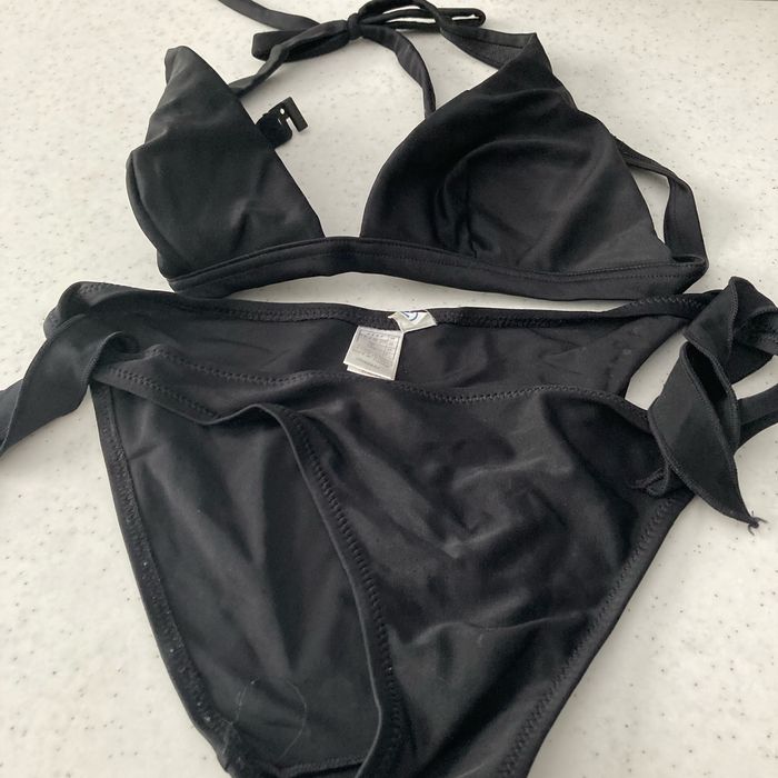 Maillot bain avec un papillon en motif