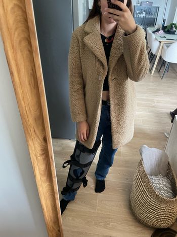 Manteau fausse fourrure uniqlo