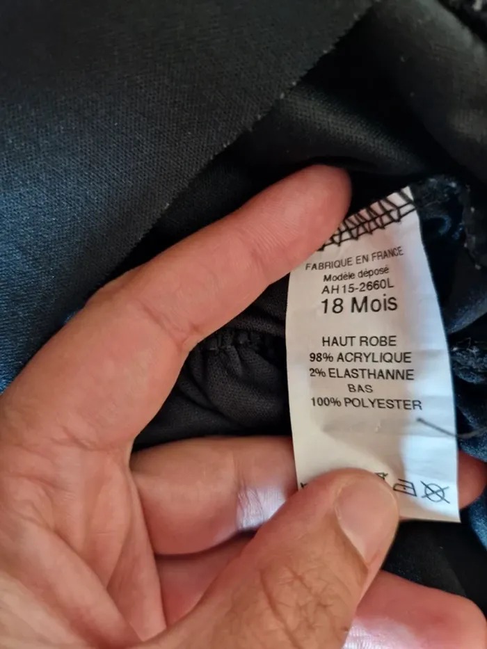 Robe fluide bi-matière or/noir pailleté 18 mois - photo numéro 4