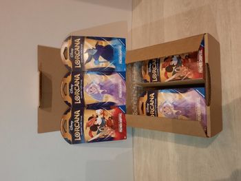 Artset 3 Booster cartoné blister Disney Lorcana Chapitre 1 Reprint – Mickey Maléfique Elsa Neuf Scel