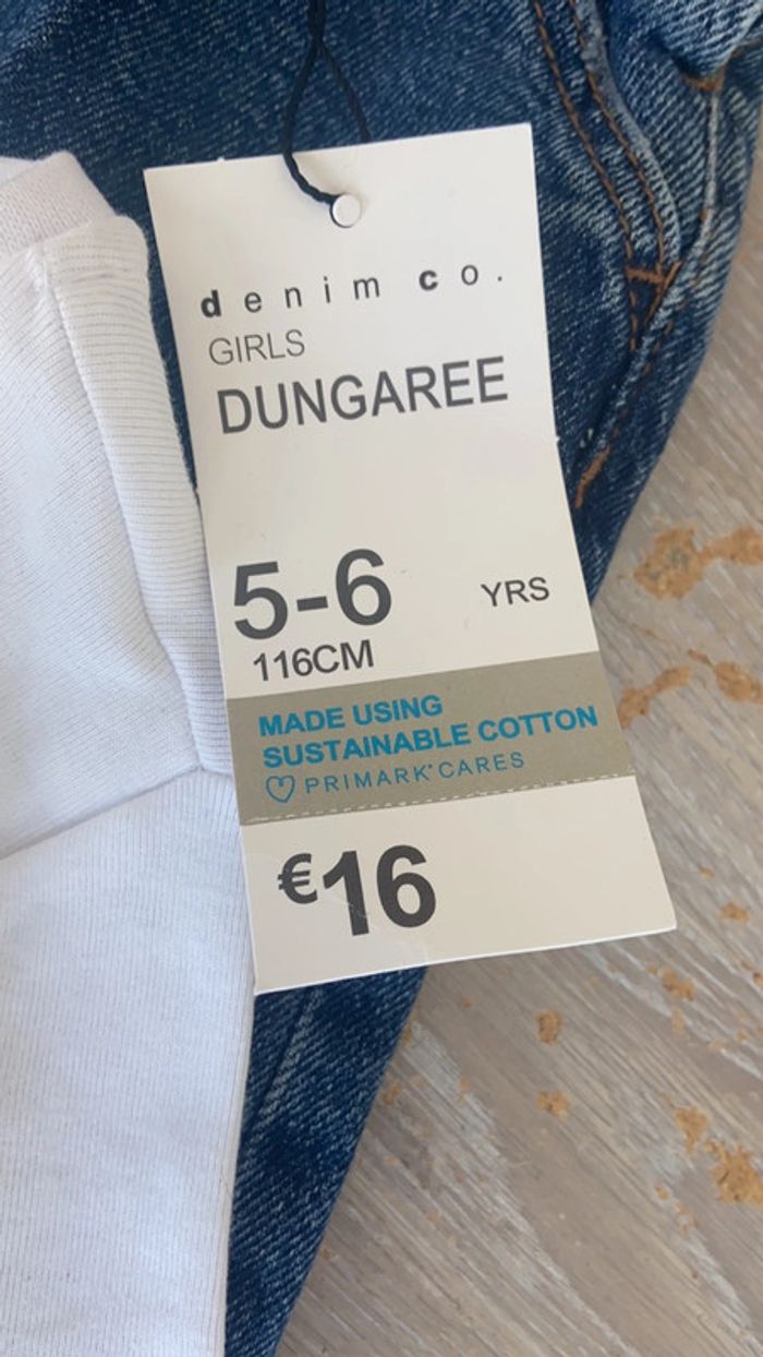 Salopette pantalon + t shirt 5-6ans - photo numéro 4