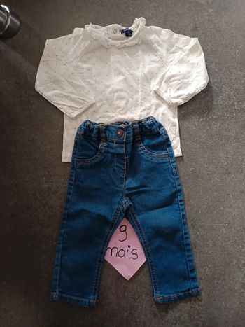 Ensemble haut + jean kiabi 9 mois