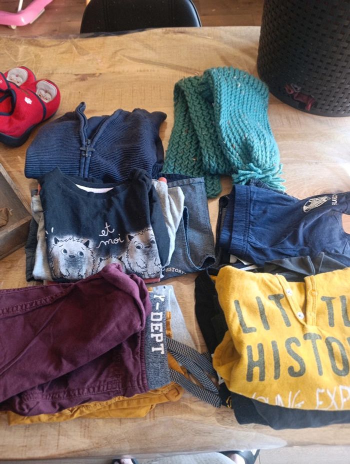 Lot vêtements garçons 24 mois - photo numéro 2