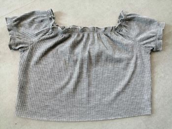 top court ou crop top gris taille unique
