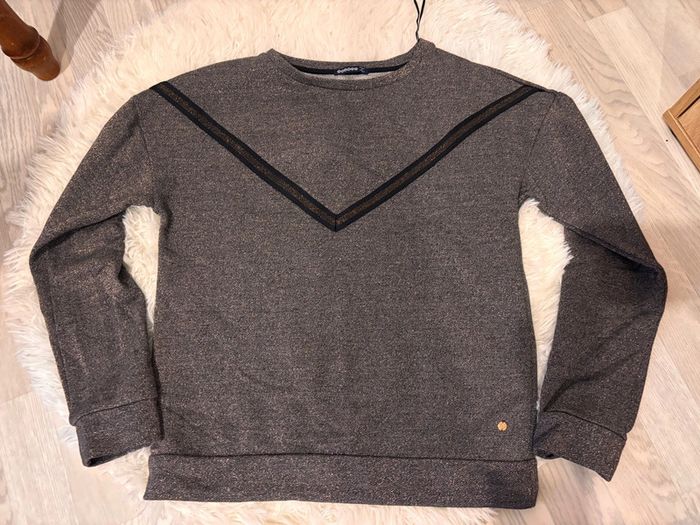 Pull bonobo couleur prune brillant