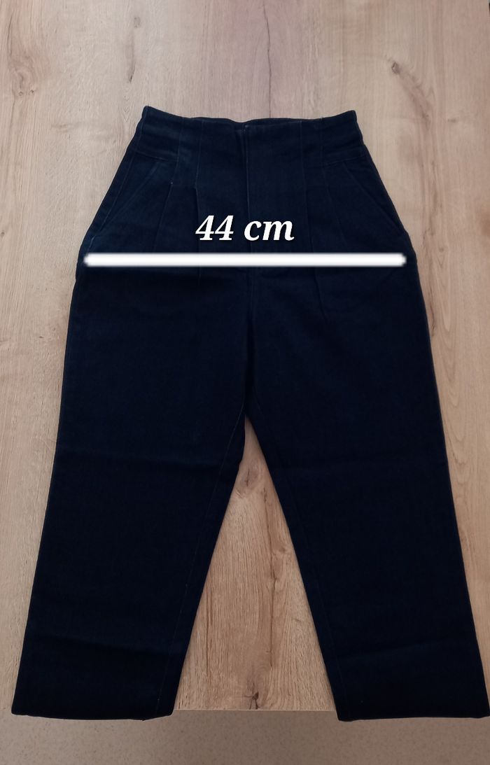 Jean cintré taille haute " Kiabi " - photo numéro 4