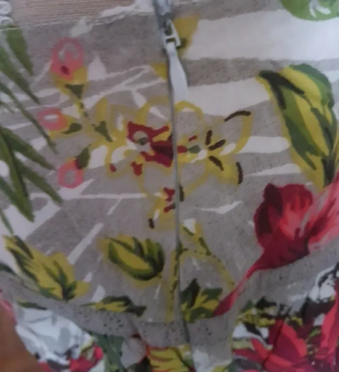 Jupe florale Camaieu T 42. - photo numéro 3