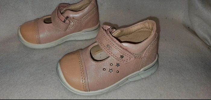 Chaussures fille 19 - photo numéro 2
