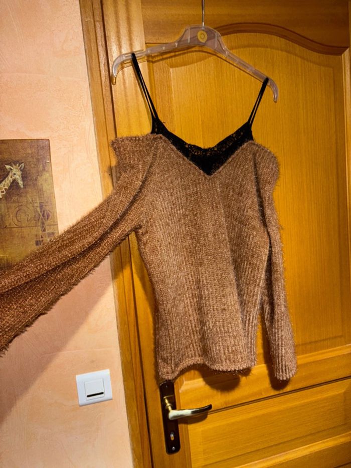 Pull épaule dénudée - photo numéro 3