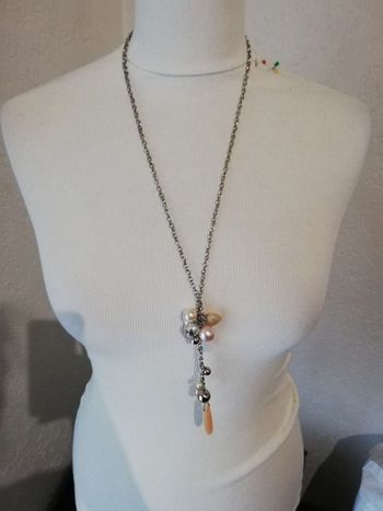 collier rose