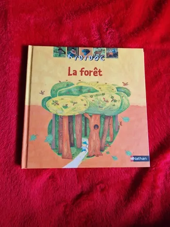 Livre kididoc la forêt