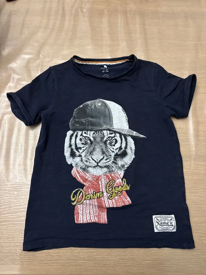 T-shirt Name it 9- 10 ans