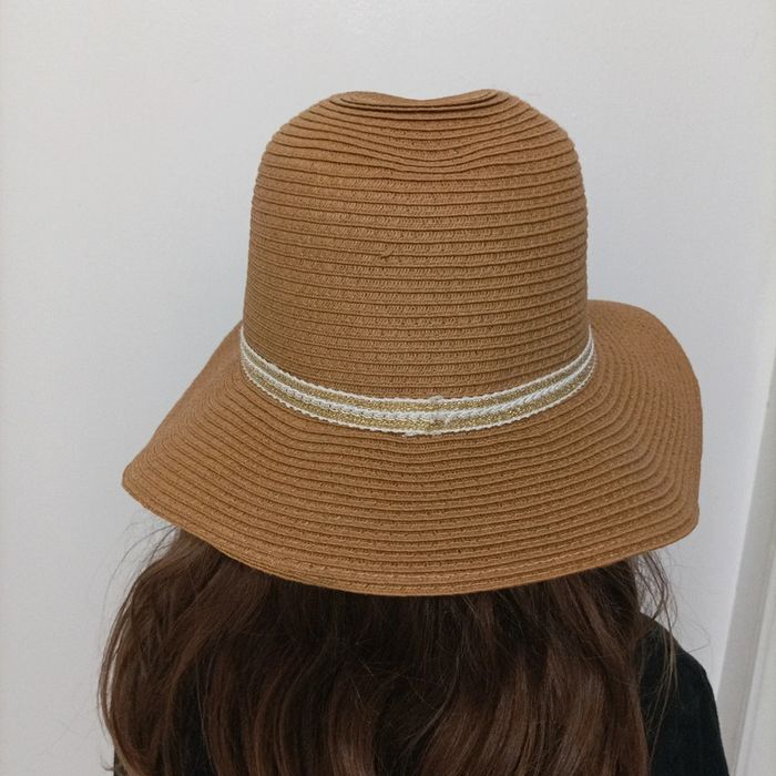 Joli chapeau taille 57 cm - photo numéro 3