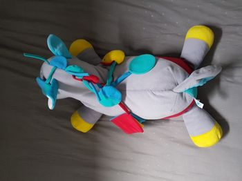 Peluche cheval multi-activités