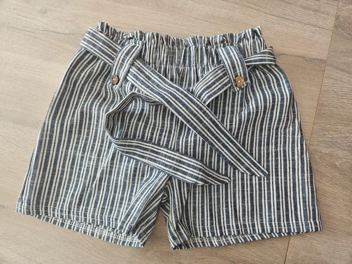 Short 8ans