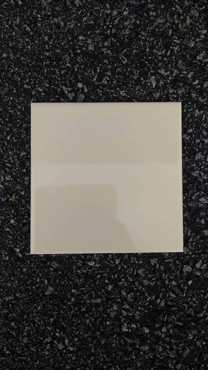 Lot carrelage mural faience crème 12,5 cm ( 125 carreaux) - photo numéro 1