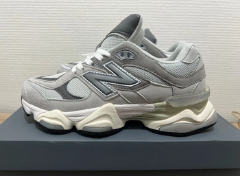 New Balance NB 9060 taille 36