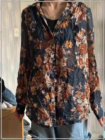 Chemisier fleurie taille 40 marque camaïeu