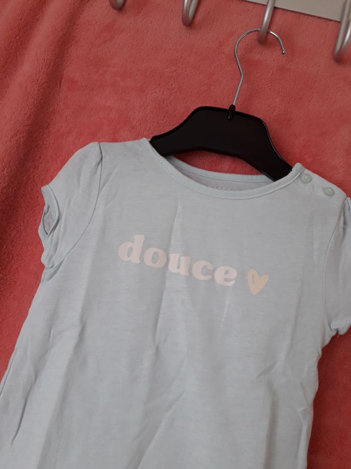 T-shirt 18mois - photo numéro 2