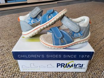 Sandales en cuir Primigi P22