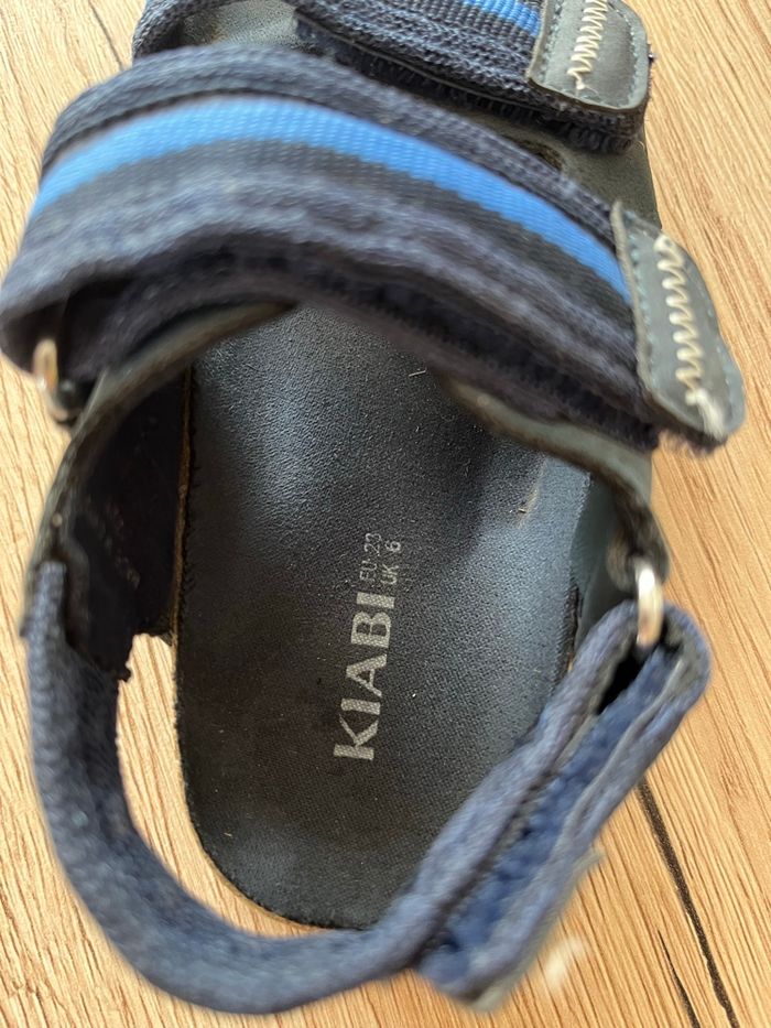 Sandales 23 Kiabi garçon - photo numéro 2