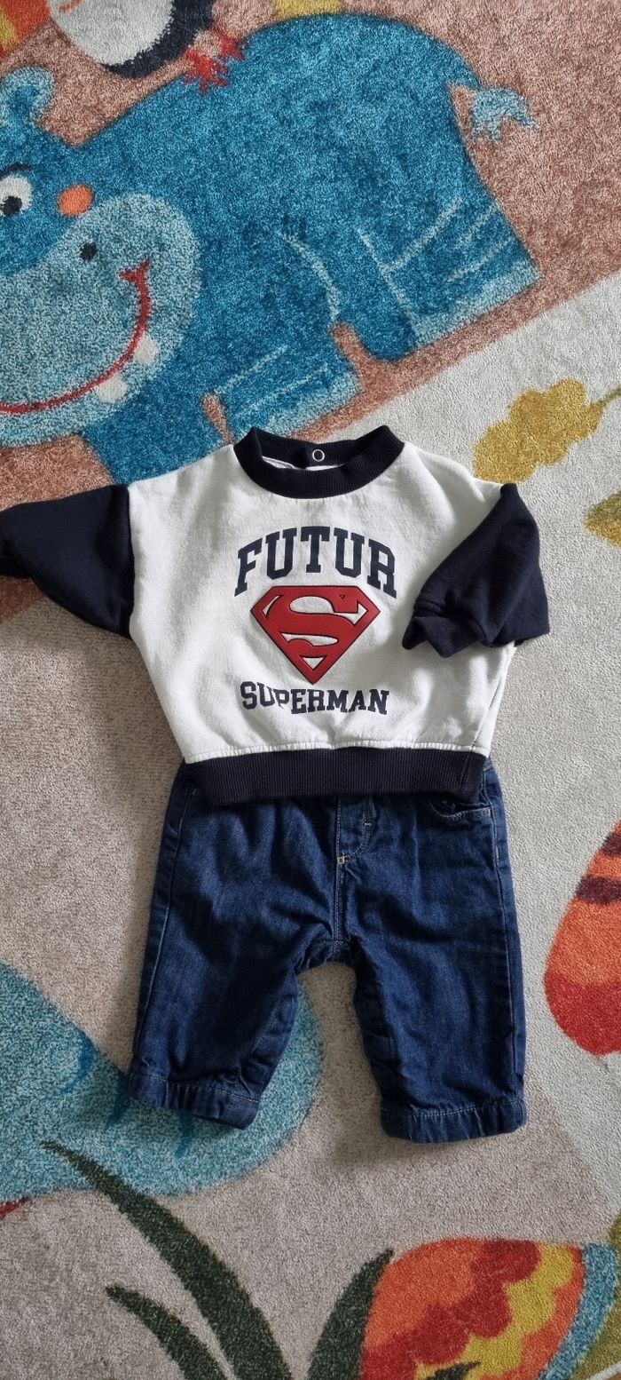 Lot pull et pantalon 1 mois