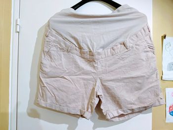 Bermuda short beige sable de grossesse taille 46 neuf