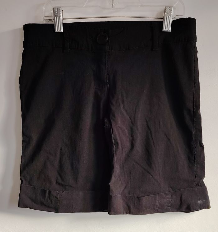 Short noir SPOT taille 36 – modèle sobre