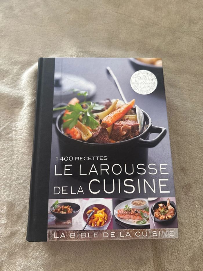 Le Larousse de la cuisine