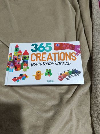 Livre 365 créations pour toute l année