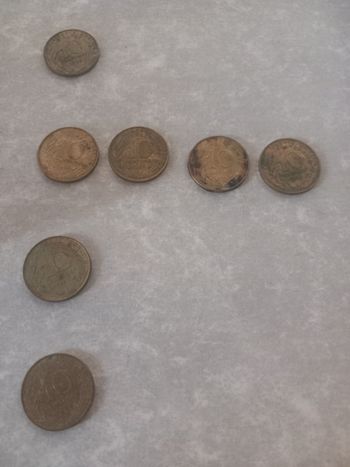 Pièces de centimes de franc Année 80