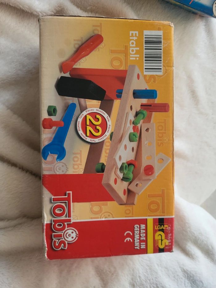Superbe Etabli en bois neuf.