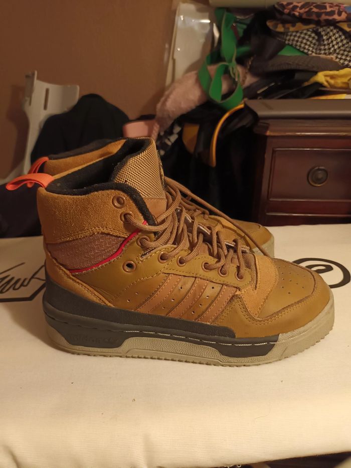 Baskets adidas rivalry 36