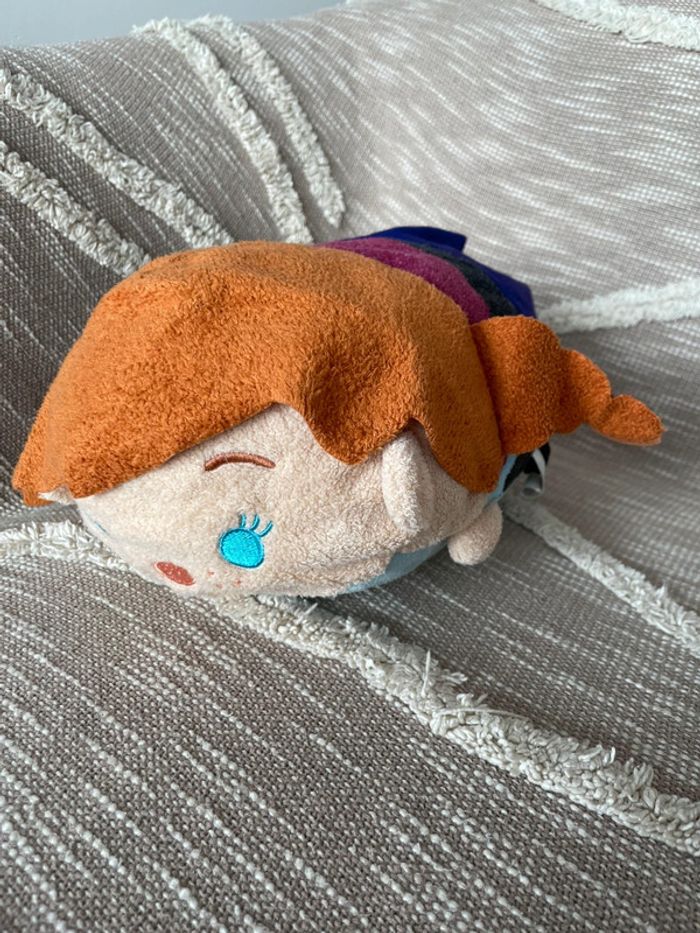 Tsum tsum grand modèle 33cm peluche Disney la reine des neiges Anna très bon état - photo numéro 2