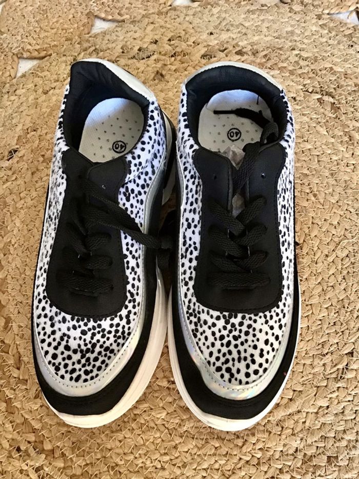 Basket 3 matières blanc et noir en taille 40 - photo numéro 2