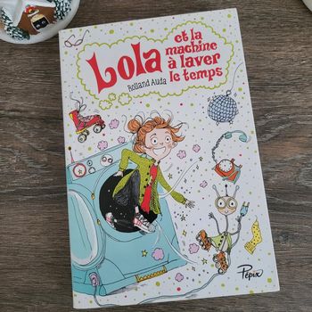 Lola et la machine à laver le temps
