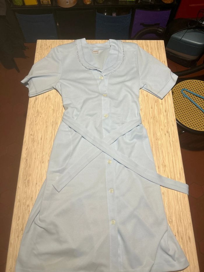Robe vintage et kitsch bleu ciel matière polo 42 Arabesco