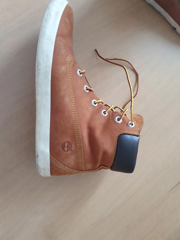 Timberland chaussures montantes femme taille 39 - photo numéro 4