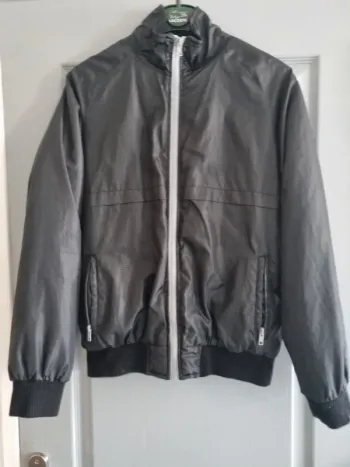 Veste / Blouson Tissaia
