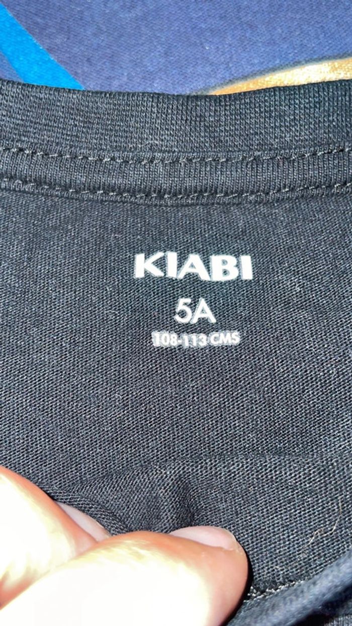 Tee-shirts kiabi noir 5 ans - photo numéro 2