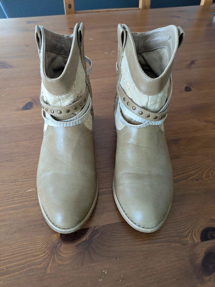 Bottines chic beige Neuve 37 Pied fin - photo numéro 2