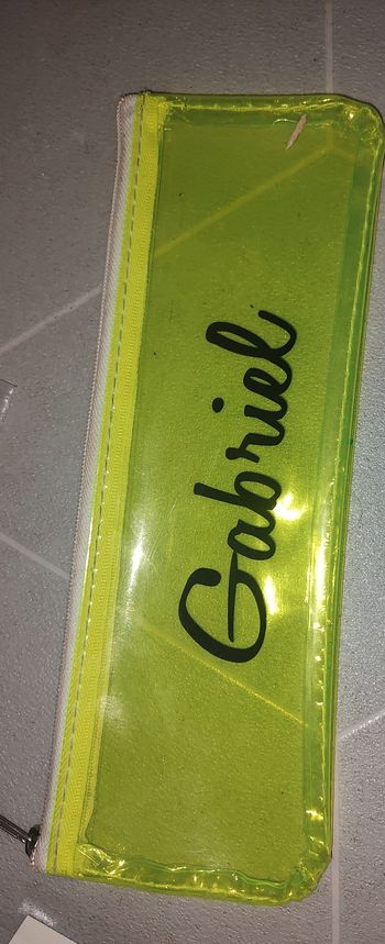 💚 Trousse “Gabriel” vert fluo – Bon état 💚
