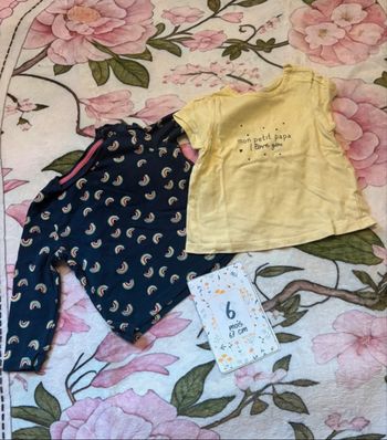 lot 2 hauts fille 6 mois manches longues + courtes