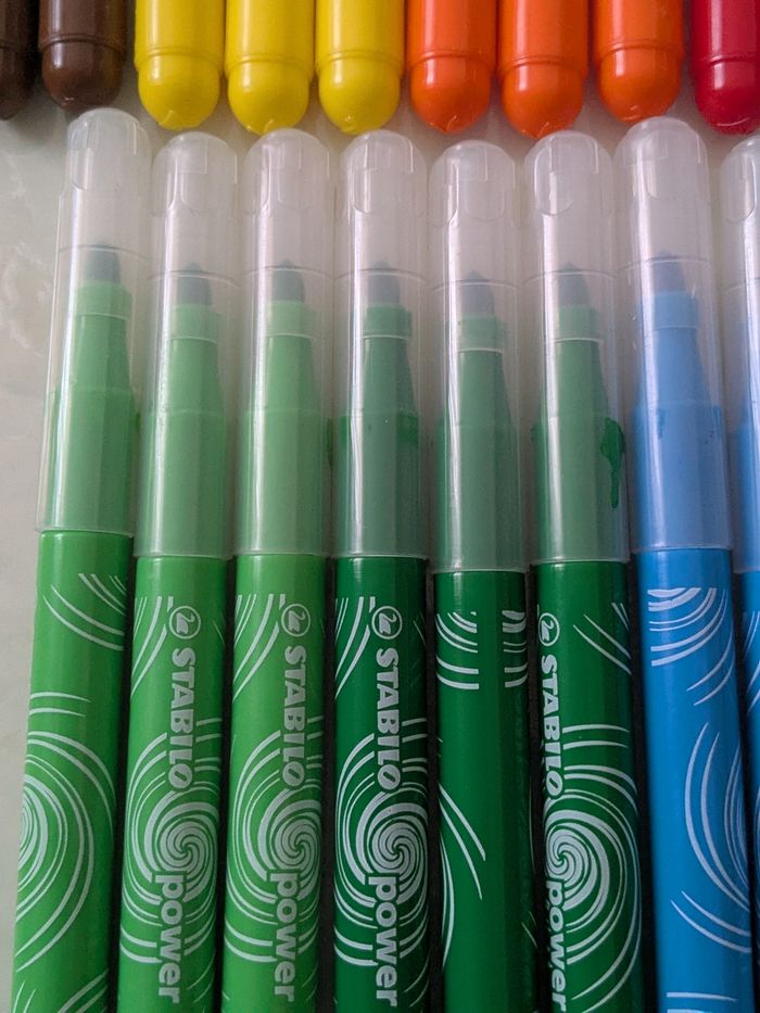 Lot de 32 feutres Stabilo Power max à pointe large. - photo numéro 6