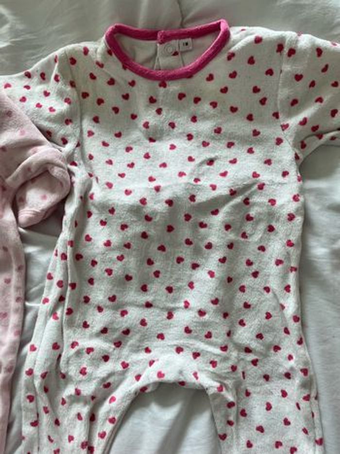 Pyjamas velours 1 mois - photo numéro 4