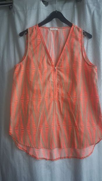 Haut femme 42 très bon état