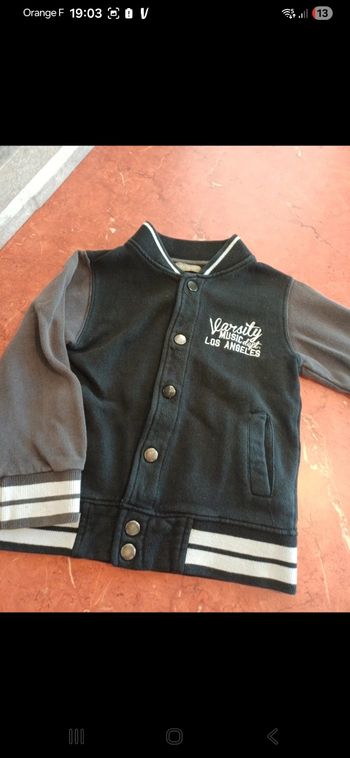 Veste garçon taille 4 ans