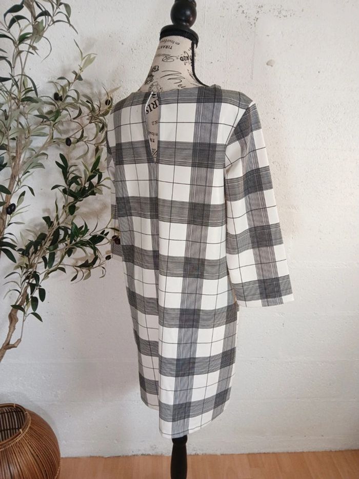 Robe à carreaux droite – Noir & blanc cassé – Taille M – - photo numéro 4